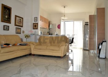 Soggiorno - Quadrilocale Via Claris, Castel Volturno - foto 16