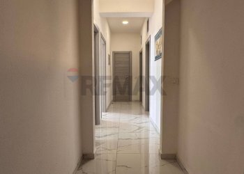 Hall / corridoio - Quadrilocale Via Claris, Castel Volturno - foto 26