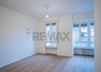 Stanza vuota - Trilocale Via Giuseppe Verdi
 
9, Parma - foto 8