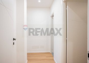 Hall / corridoio - Trilocale Via Giuseppe Verdi
 
9, Parma - foto 12