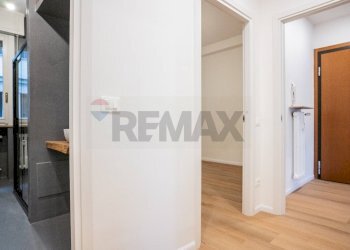 Hall / corridoio - Trilocale Via Giuseppe Verdi
 
9, Parma - foto 24