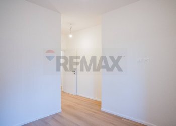 Stanza vuota - Trilocale Via Giuseppe Verdi
 
9, Parma - foto 32