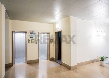 Ricezione / Lobby - Trilocale Via Giuseppe Verdi
 
9, Parma - foto 40