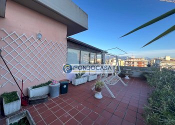 terrazza - Attico via felice cavallotti, Carrara - foto 4