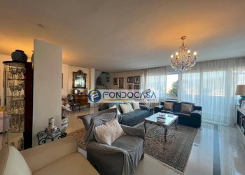 soggiorno - Attico via felice cavallotti, Carrara - foto 17