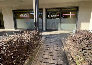 Edificio all\'aperto - Locale Commerciale viale Monsignore Federico Colombo
 
3/7, Merate - foto 3