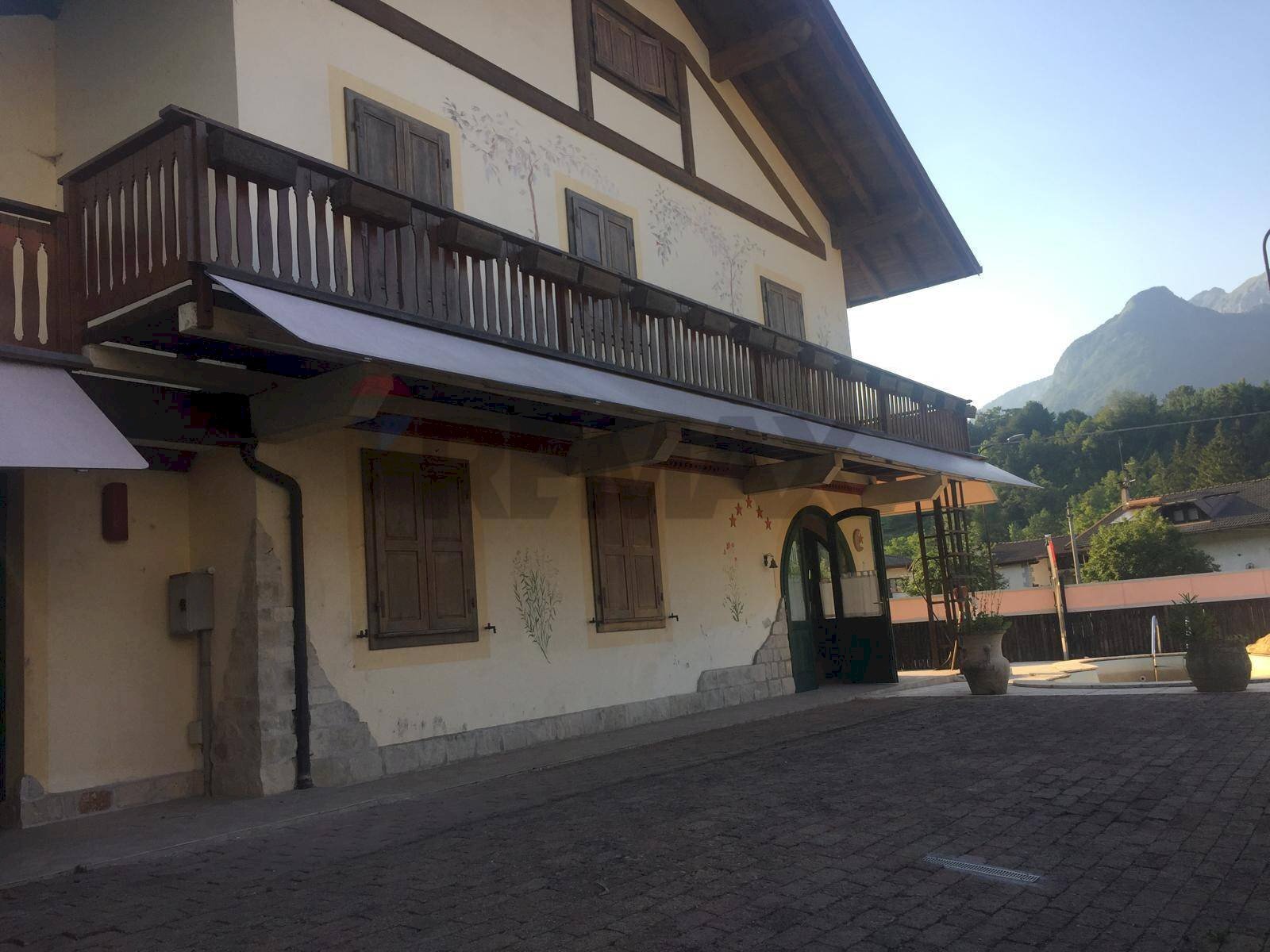 Edificio all\'aperto - Independent house Via Guglielmo Marconi
 
Snc, Socchieve - photo 2