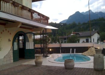 Piscina - Casa indipendente Via Guglielmo Marconi
 
Snc, Socchieve - foto 1