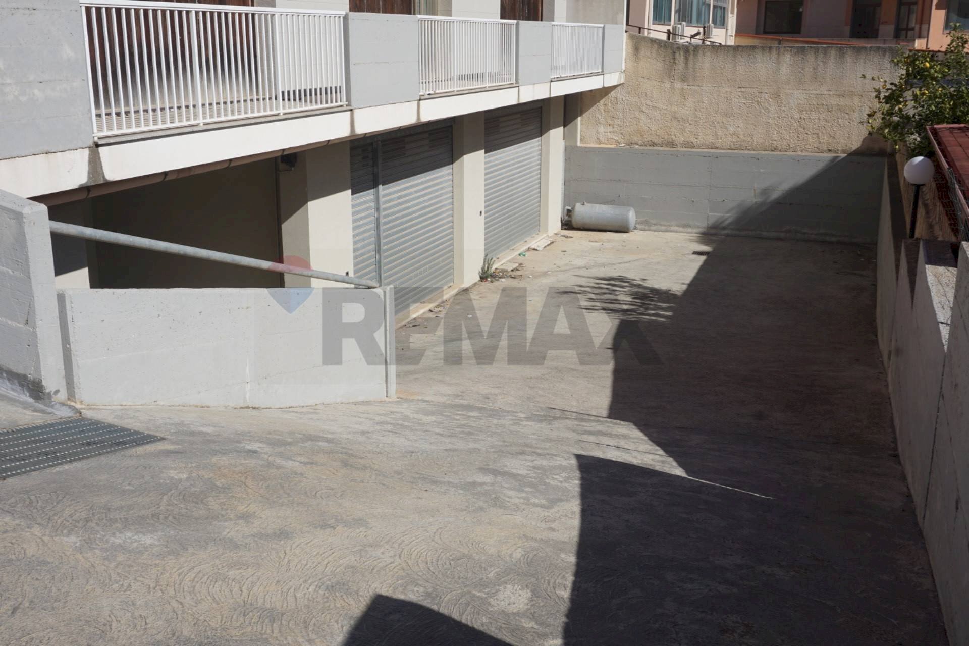 Edificio all\'aperto - Commercial Premises Ragusa - photo 1