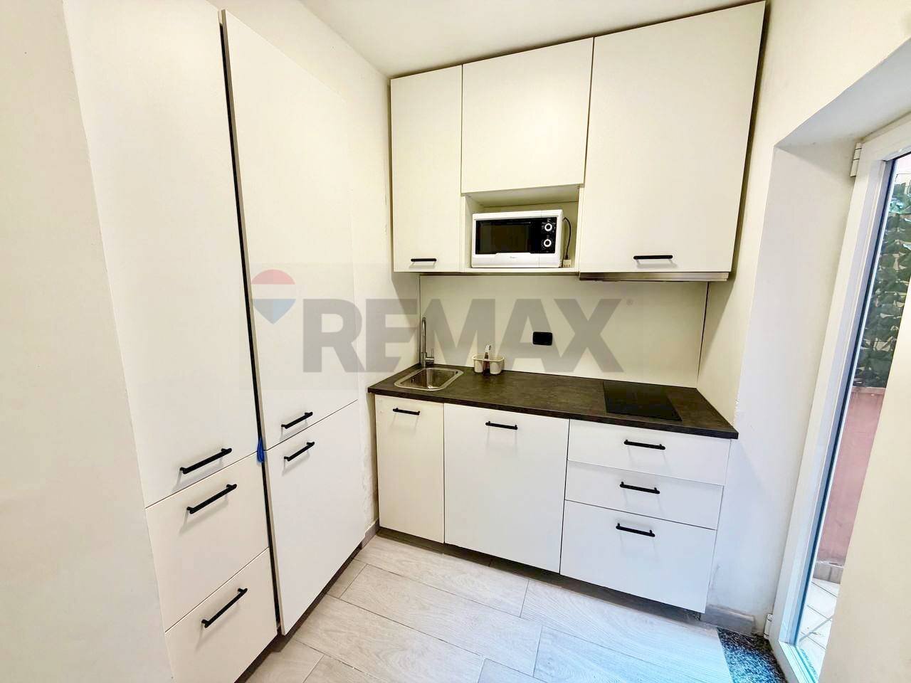 Cucina - Casa semi indipendente Via del Geranio
 
16, Brindisi - foto 3