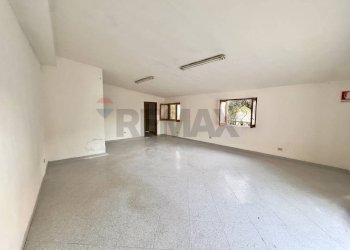 Stanza vuota - Locale Commerciale Via Partinico
 
snc, Terrasini - foto 6