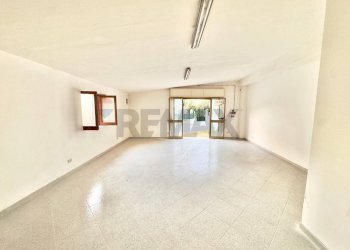 Stanza vuota - Locale Commerciale Via Partinico
 
snc, Terrasini - foto 8