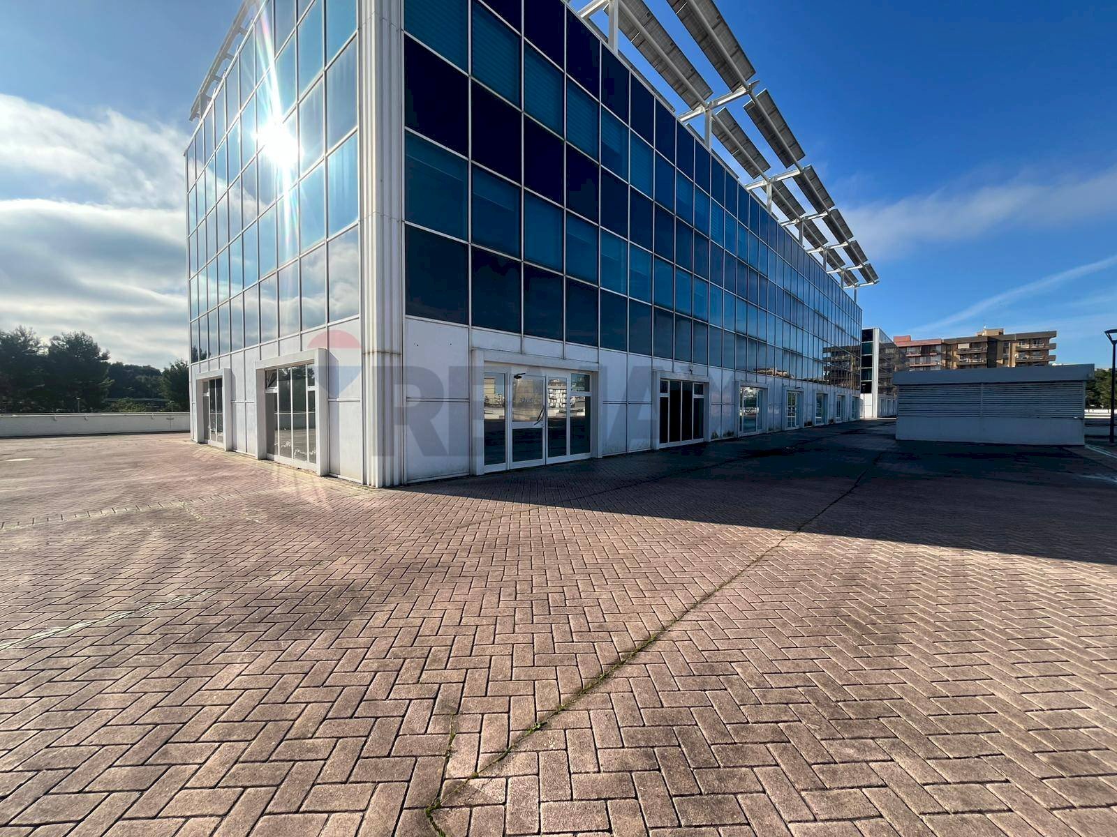 Edificio all\'aperto - Ufficio Via Arturo Toscanini
 
19, Bari - foto 2