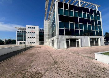 Edificio all\'aperto - Office Via Arturo Toscanini
 
19, Bari - photo 13