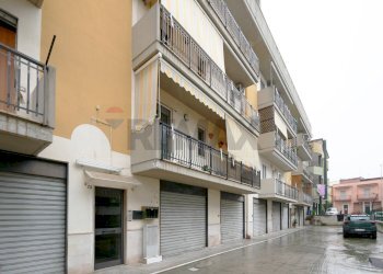 Edificio all\'aperto - Quadrilocale Viale Unità d'Italia
 
2/A, Cassano delle Murge - foto 5