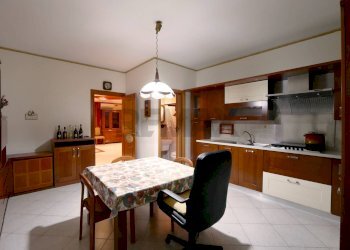 Cucina - Quadrilocale Viale Unità d'Italia
 
2/A, Cassano delle Murge - foto 9