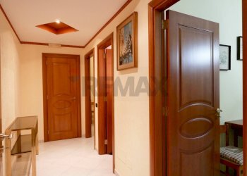 Hall / corridoio - Quadrilocale Viale Unità d'Italia
 
2/A, Cassano delle Murge - foto 12