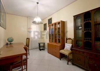 Sala da pranzo - Quadrilocale Viale Unità d'Italia
 
2/A, Cassano delle Murge - foto 13