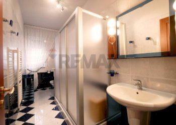 Bagno - Quadrilocale Viale Unità d'Italia
 
2/A, Cassano delle Murge - foto 14