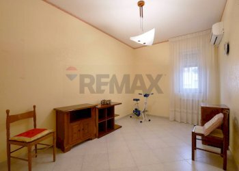 Camera / camera da letto - Quadrilocale Viale Unità d'Italia
 
2/A, Cassano delle Murge - foto 15