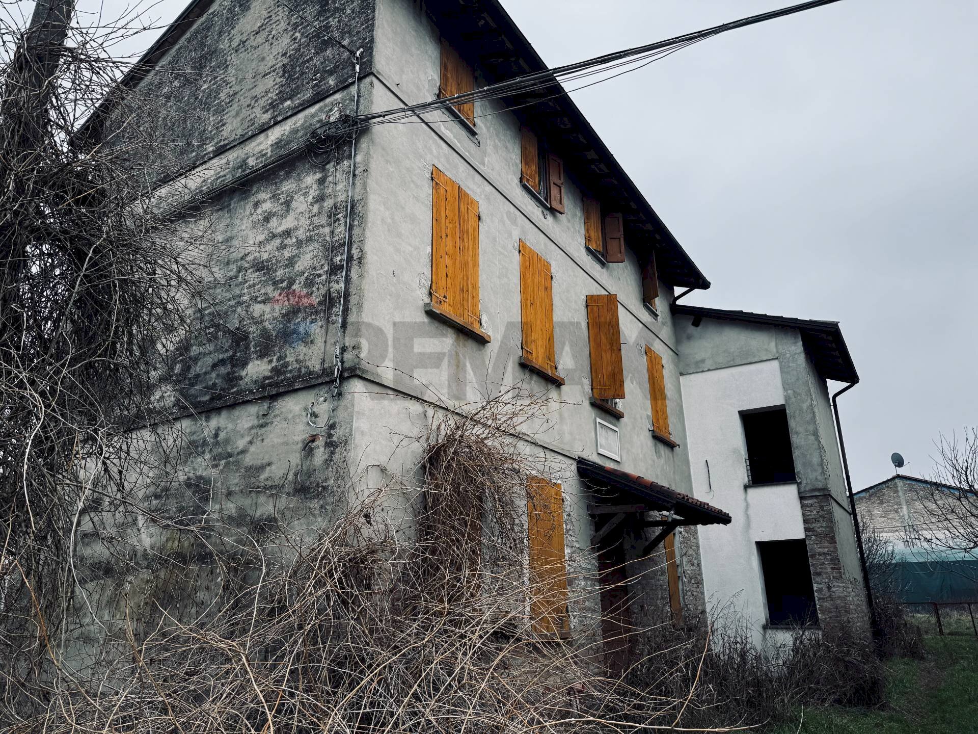 Edificio all\'aperto - Villa via piccola
10, Poviglio - foto 2