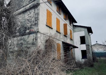 Edificio all\'aperto - Villa via piccola
 
10, Poviglio - foto 10