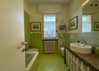 Bagno - Semi-detached house Carducci
 
18, Ranica - photo 4