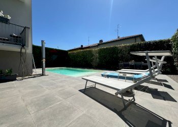 Piscina - Semi-detached house Carducci
 
18, Ranica - photo 30