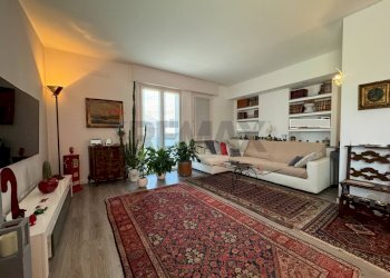 Soggiorno - Semi-detached house Carducci
 
18, Ranica - photo 45