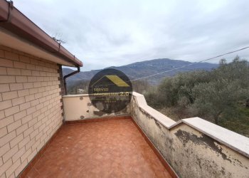 Foto 6 - Quadrilocale via valle berta
 
65, Agosta - foto 6