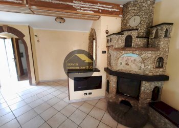 Foto 14 - Quadrilocale via valle berta
 
65, Agosta - foto 14