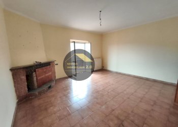 Foto 12 - Trilocale via valle berta
 
65, Agosta - foto 12