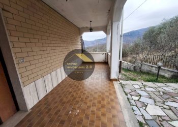 Foto 16 - Trilocale via valle berta
 
65, Agosta - foto 16