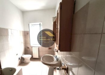 Foto 19 - Trilocale via valle berta
 
65, Agosta - foto 19