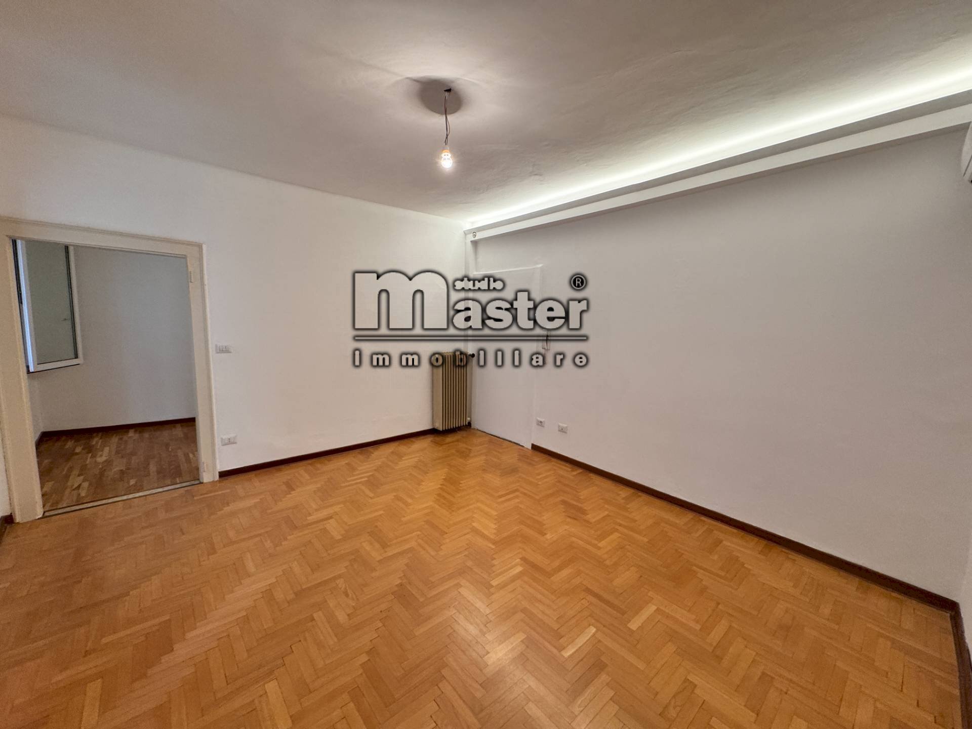 Foto 3 - Office CALMAGGIORE, Treviso - photo 3