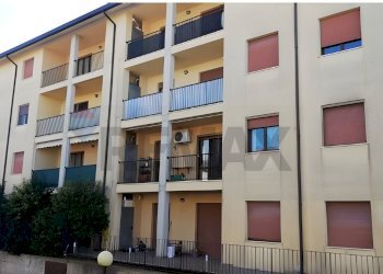 Edificio all\'aperto - Trilocale Via Degli Alpini
 
50, Carpenedolo - foto 7