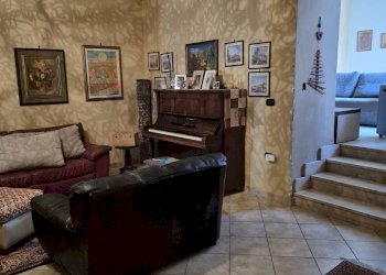 Soggiorno - Appartamento Corso Cesare Battisti
 
24, Cardito - foto 11