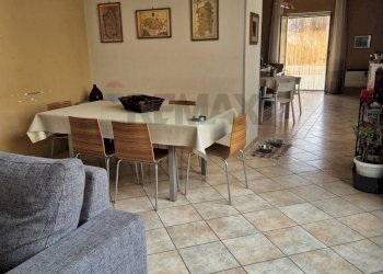 Sala da pranzo - Appartamento Corso Cesare Battisti
 
24, Cardito - foto 13