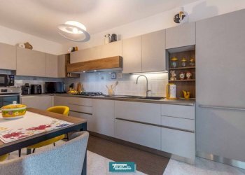 Cucina - Casa indipendente via Valsesia, 30, Pogno - foto 11