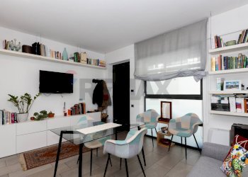 Sala da pranzo - Two-room apartment Via Watt
11, Milano - photo 1