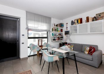 Sala da pranzo - Two-room apartment Via Watt
11, Milano - photo 5