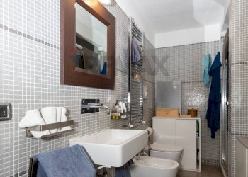 Bagno - Two-room apartment Via Watt
11, Milano - photo 17