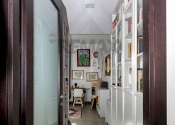 Hall / corridoio - Two-room apartment Via Watt
11, Milano - photo 27