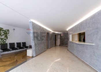 Ricezione / Lobby - Two-room apartment Via Watt
11, Milano - photo 38