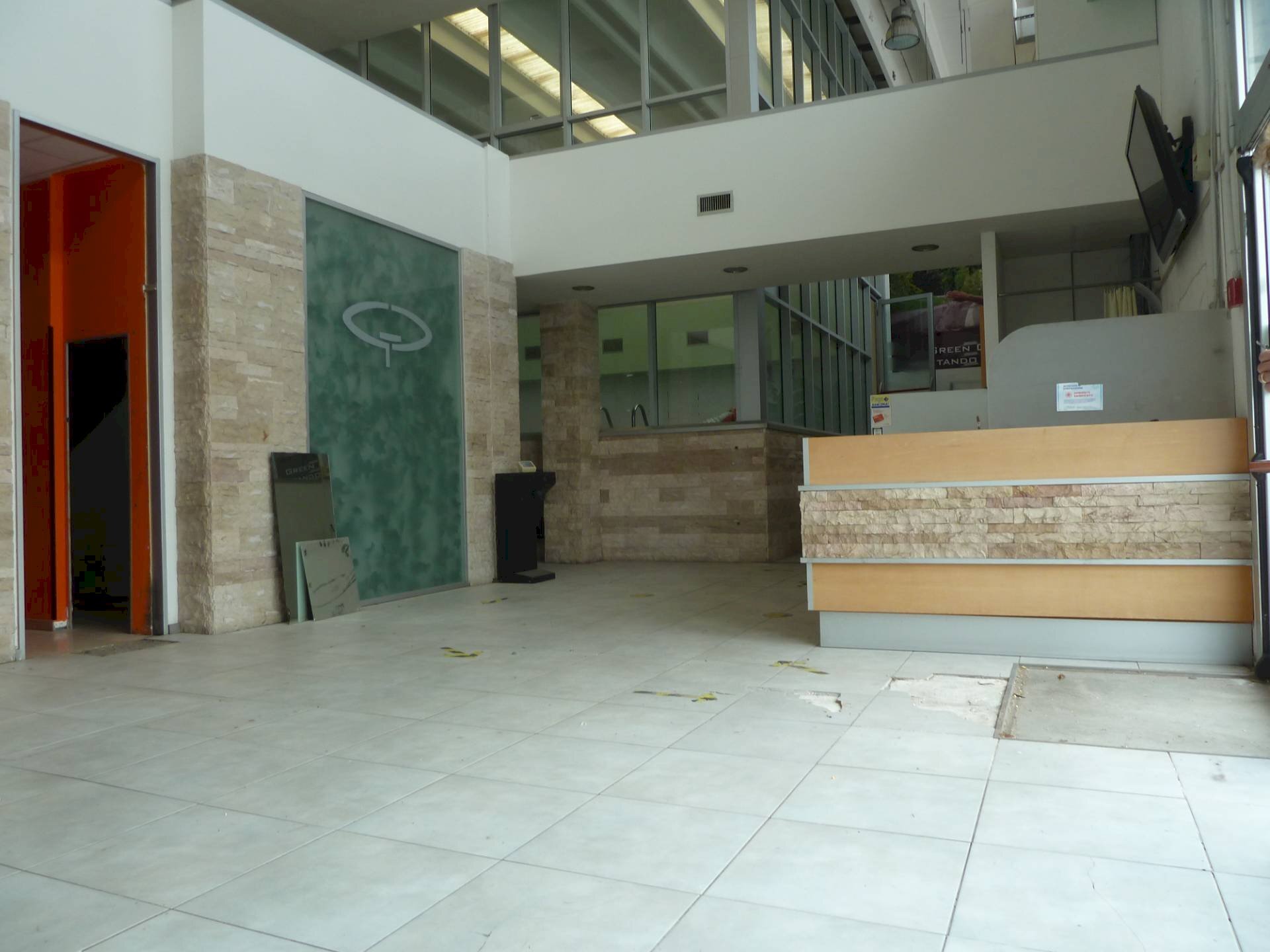 Foto 2 - Commercial Premises Viale dei Pini
 
24, Termoli - photo 2