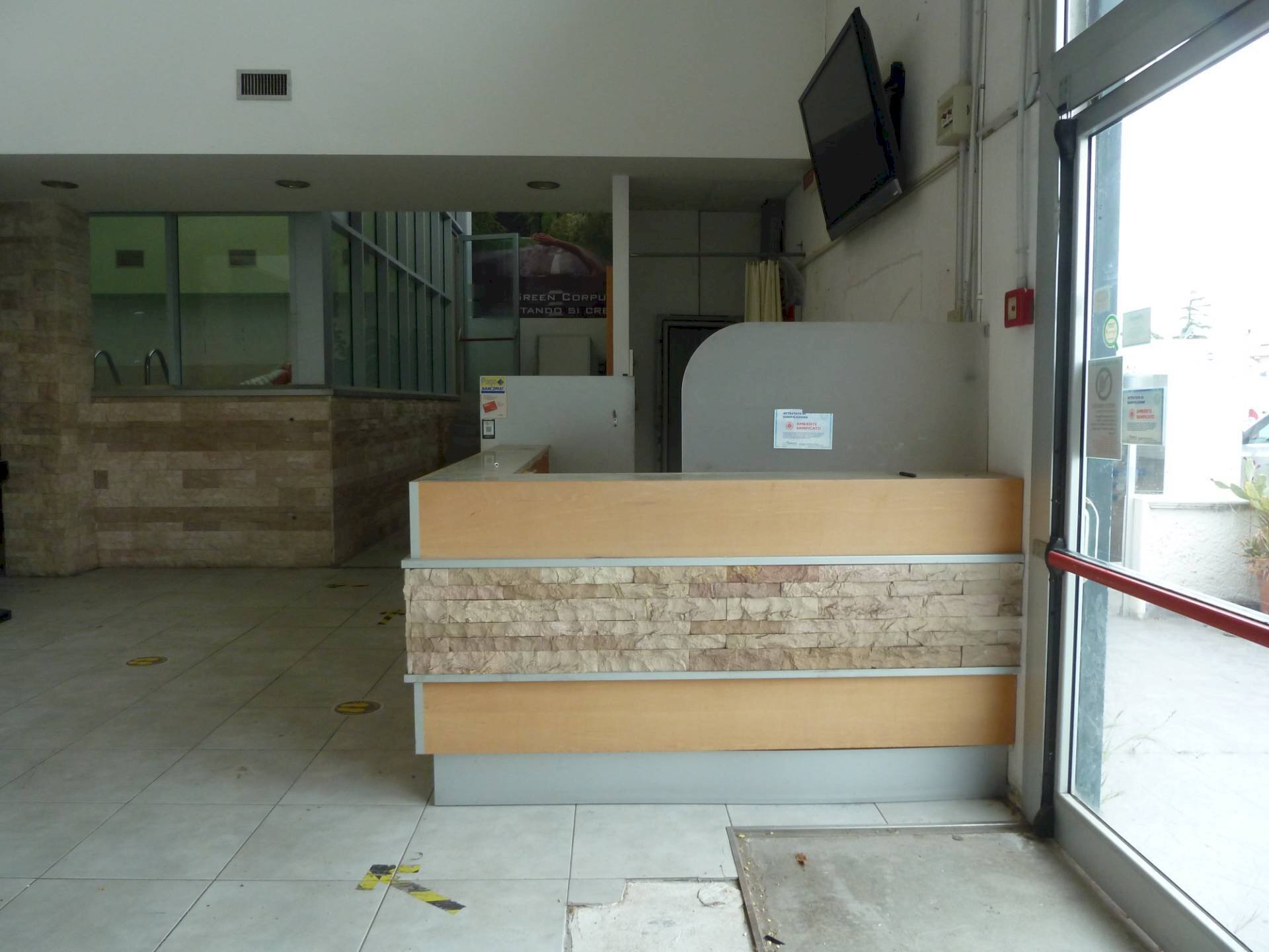 Foto 3 - Commercial Premises Viale dei Pini
 
24, Termoli - photo 3