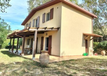 Facciata - Rustico via Guaina, 6, Santa Maria Nuova - foto 4