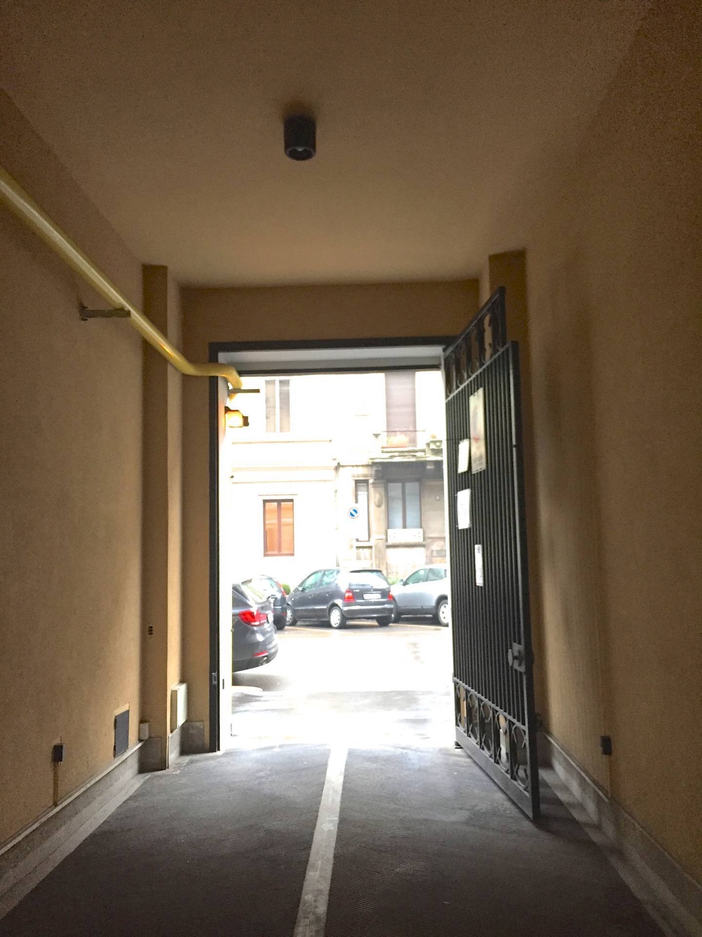 Foto 3 - Box Via Francesco  Petrarca
 
7, Milano - foto 3