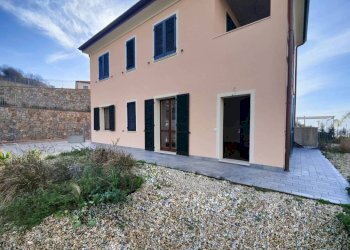 Facciata - Villa via degli Anemoni, Ospedaletti - photo 11