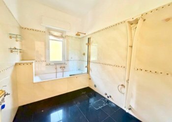 Bagno - Quadrilocale via Emilio Salgari, Genova (zona Pegli) - foto 14